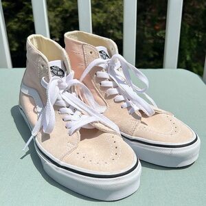 Vans Sk8-Hi Top Sneakers- Peach Size men 6.5 /women 8